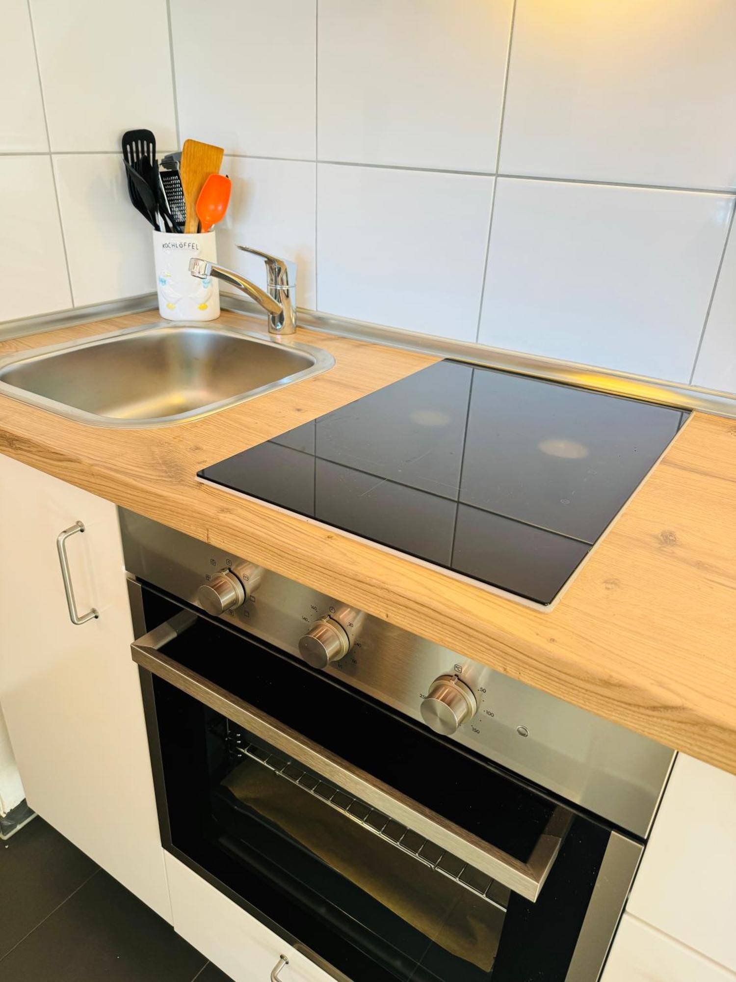Messe Apartment Am Rhein Kolonia Zewnętrze zdjęcie